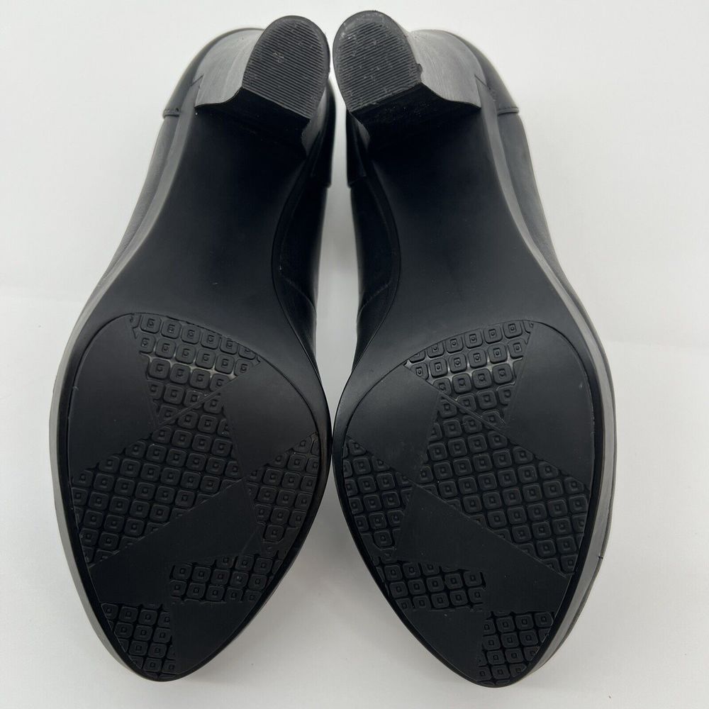 Tsubo Pumps Women's 8.5 Black Leather Gray Suede Stacked 4” Heels Buttery Soft‎ - Picture 9 of 11